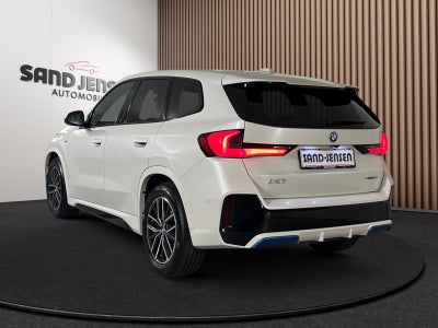BMW iX1 xDrive30 M-Sport Van
