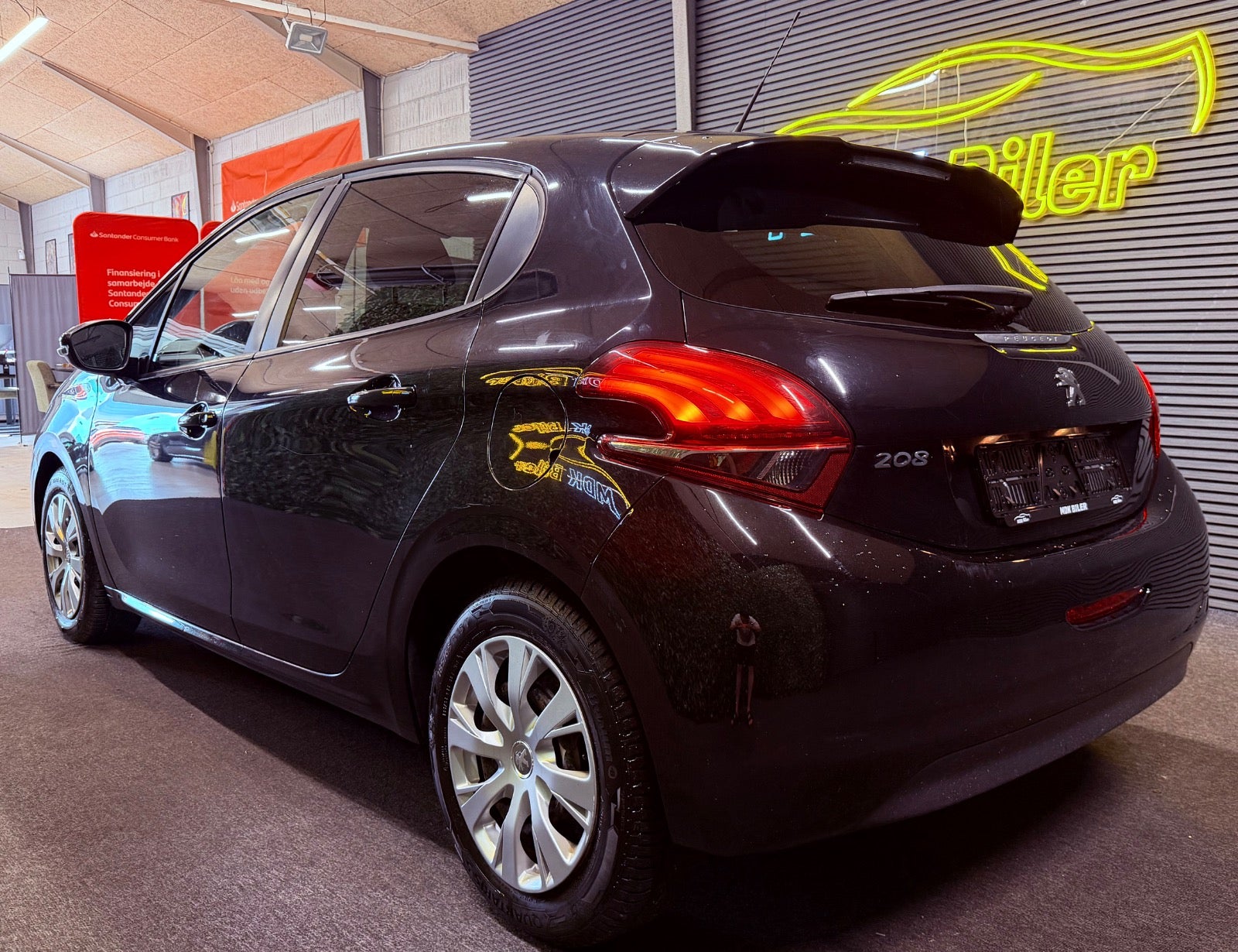 Billede af Peugeot 208 1,5 BlueHDi 100 Envy+