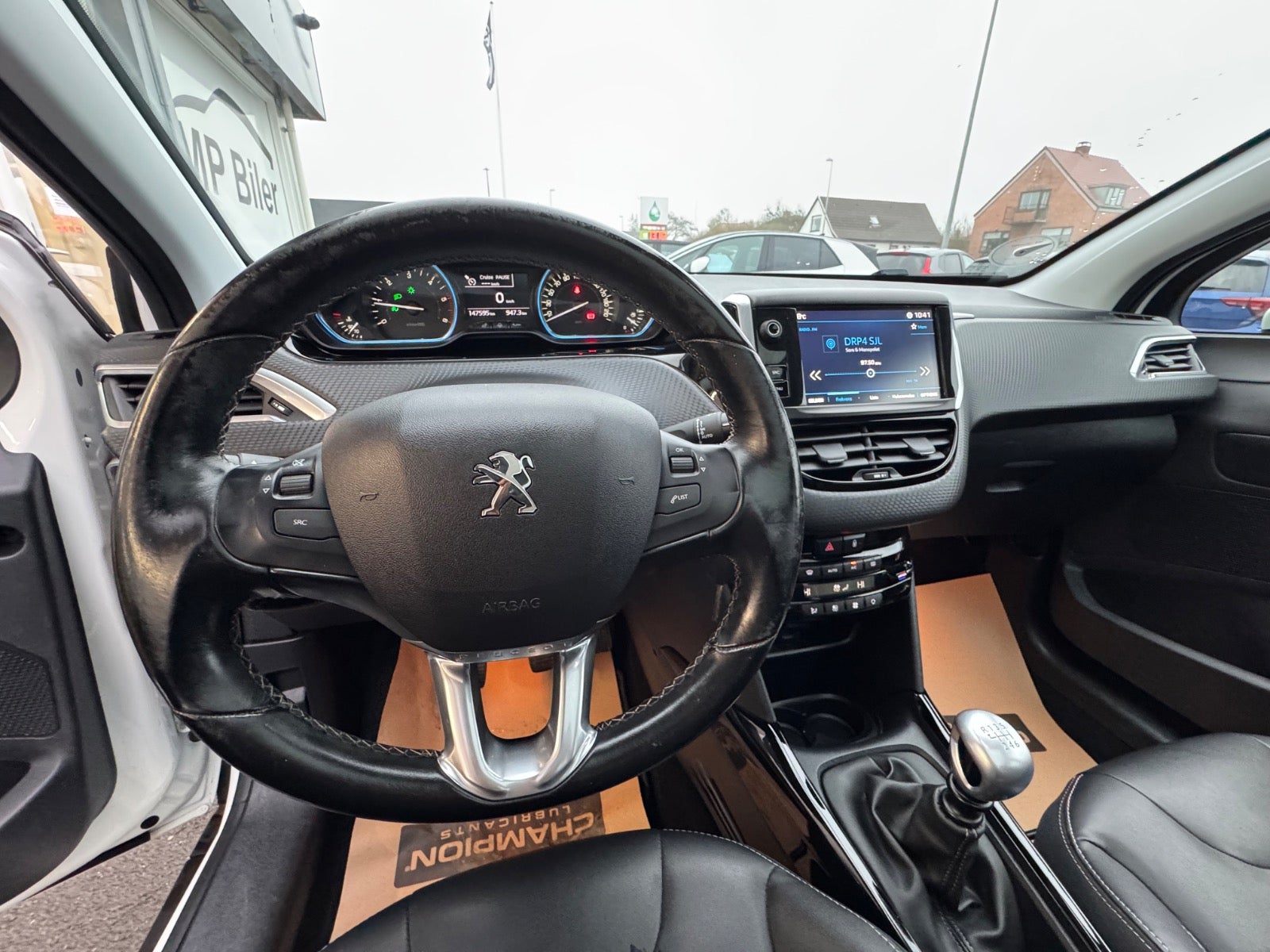 Billede af Peugeot 2008 1,5 BlueHDi 100 Allure Sky