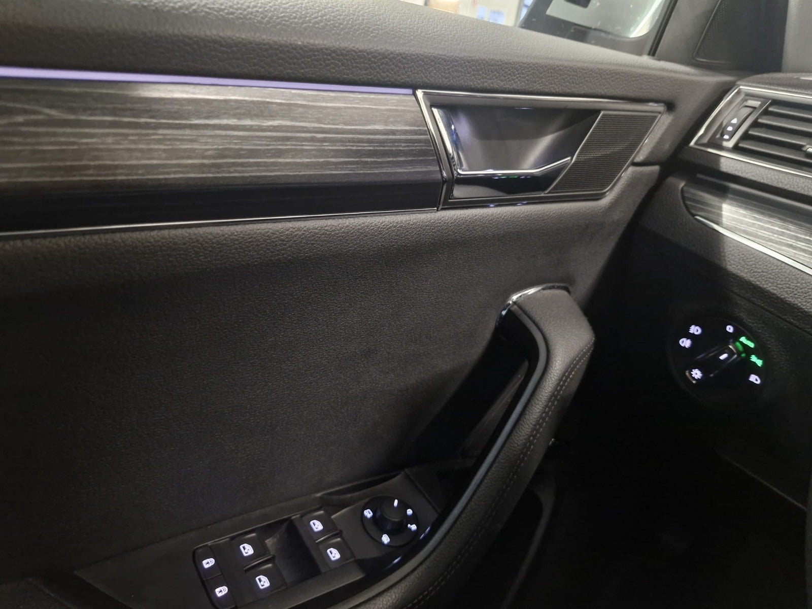 Billede af Skoda Superb 1,5 TSi 150 Business Executive Combi DSG