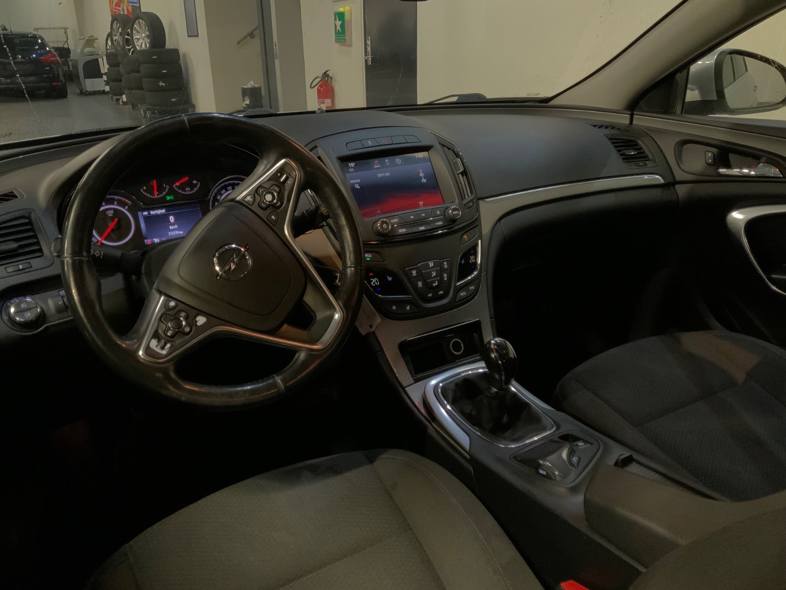 Opel Insignia (8/8)