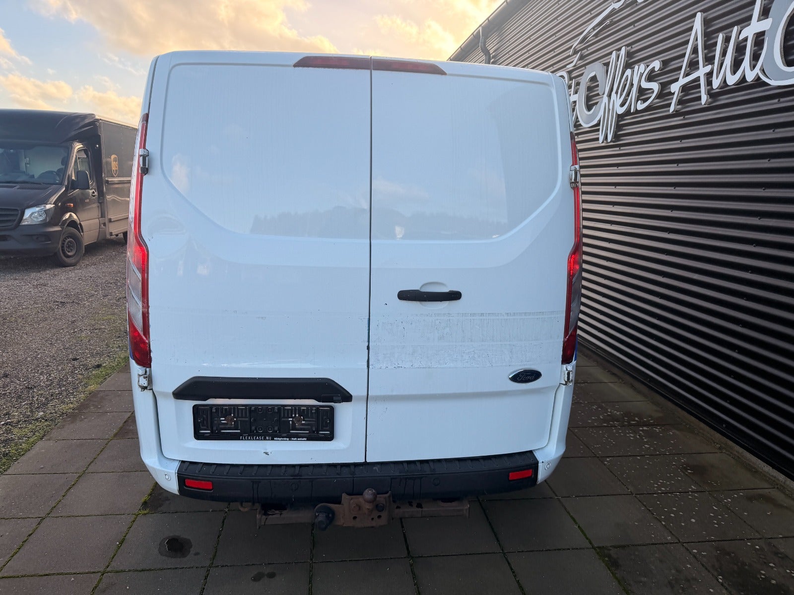 Ford Transit Custom 320 L2, Billede 6