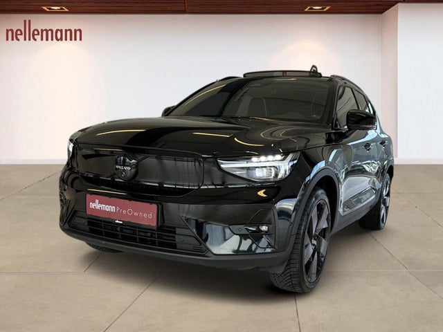 Volvo EX40 Extended Range Black Edition