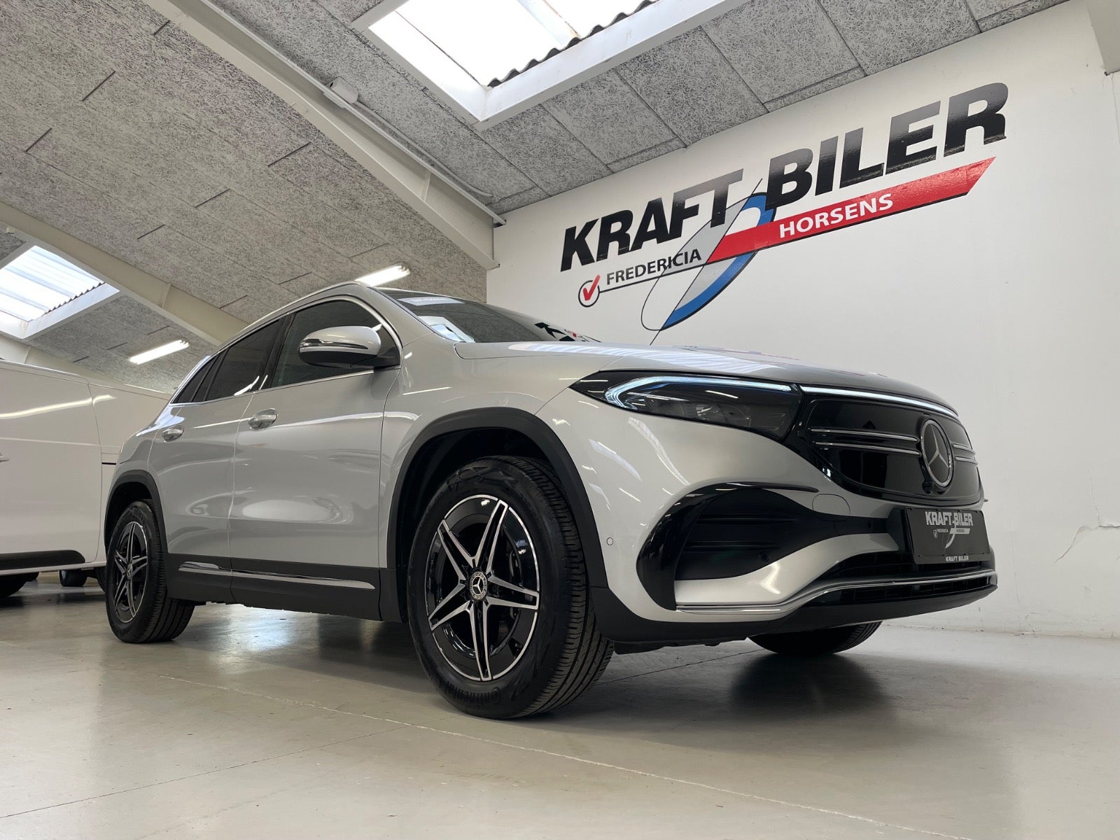 Billede af Mercedes EQA350  AMG Line 4Matic