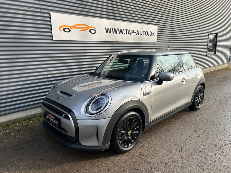 MINI Cooper SE Essential