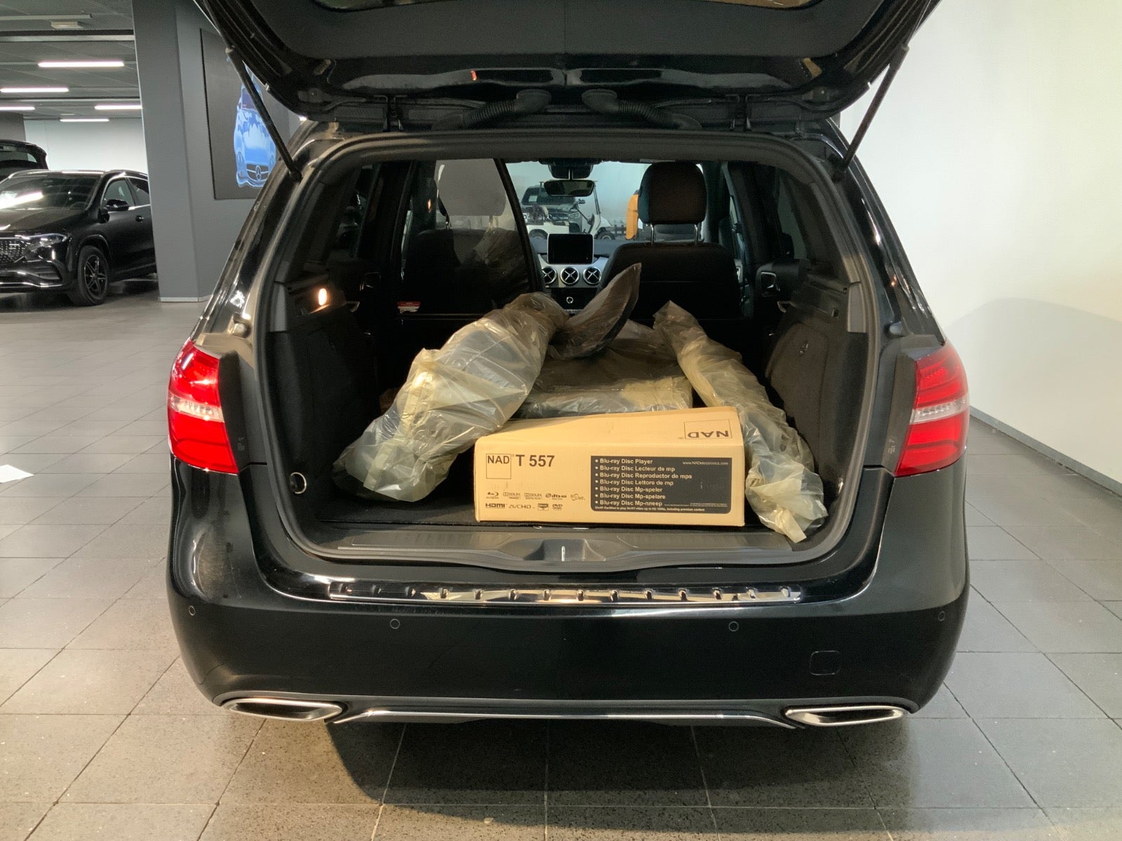 Mercedes-Benz B 220 d (6/8)