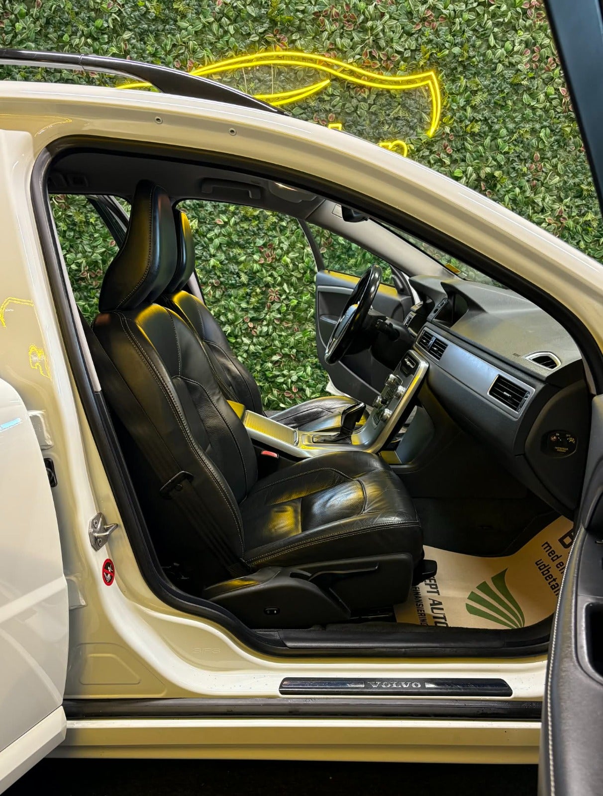 Billede af Volvo V70 2,0 T4 190 Momentum aut.