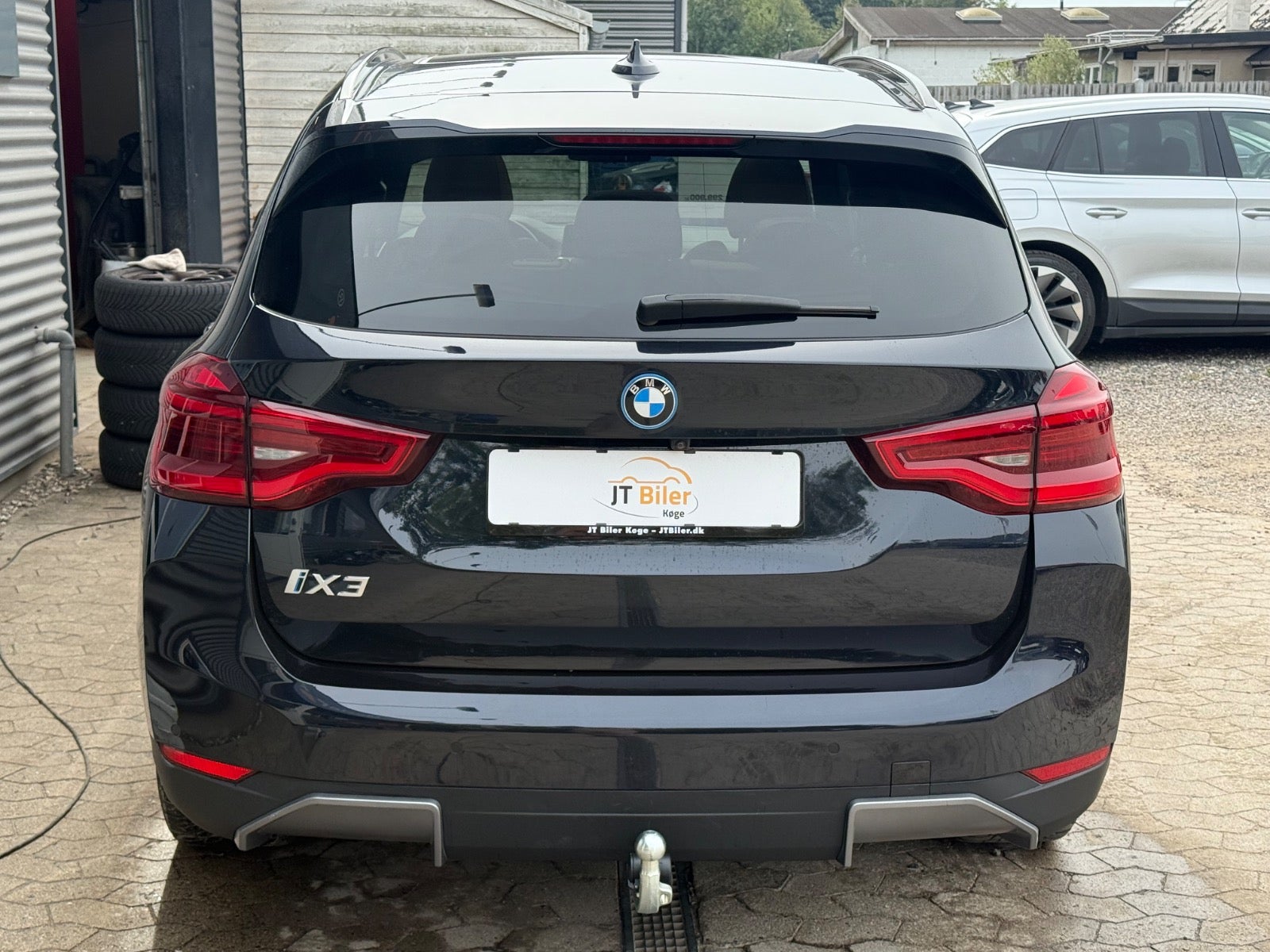 BMW iX3 Charged Plus