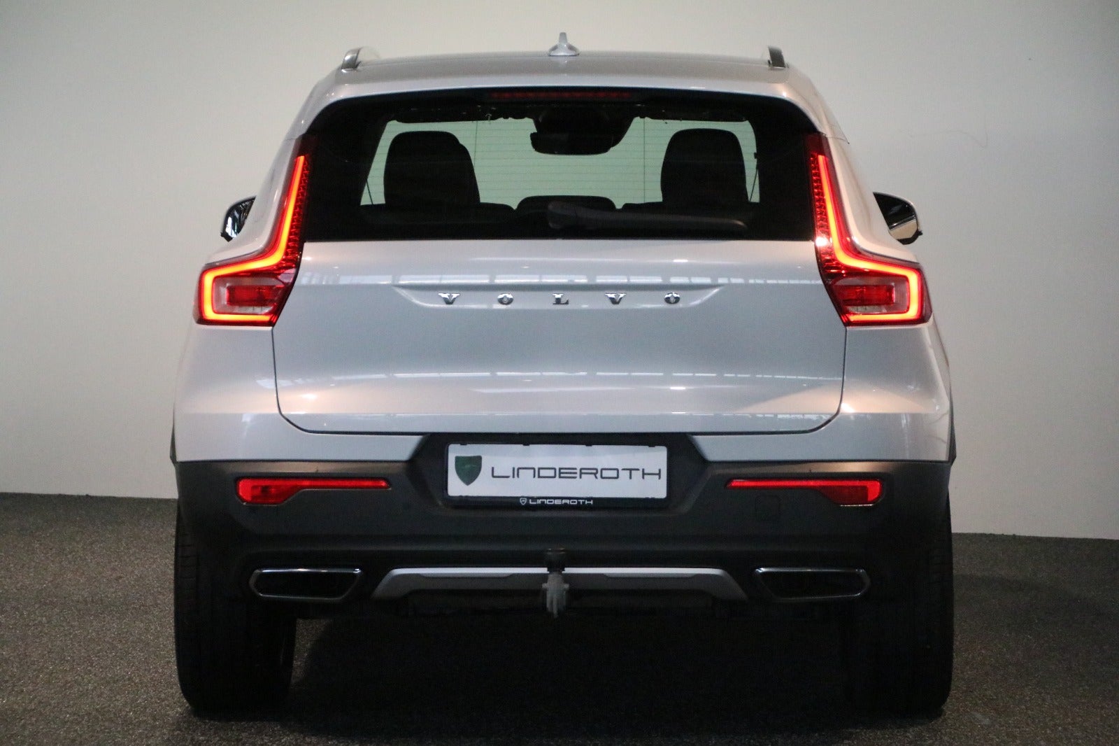 Volvo XC40 2,0 T4 190 Inscription aut. 5d - 4