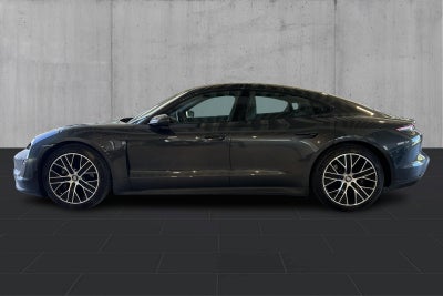 Porsche Taycan Performance+ 2021