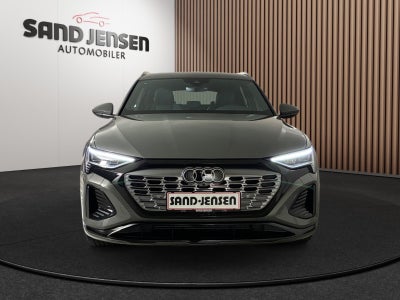 Audi Q8 e-tron S-line quattro Van