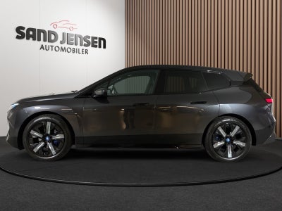 BMW iX xDrive40 Supercharged
