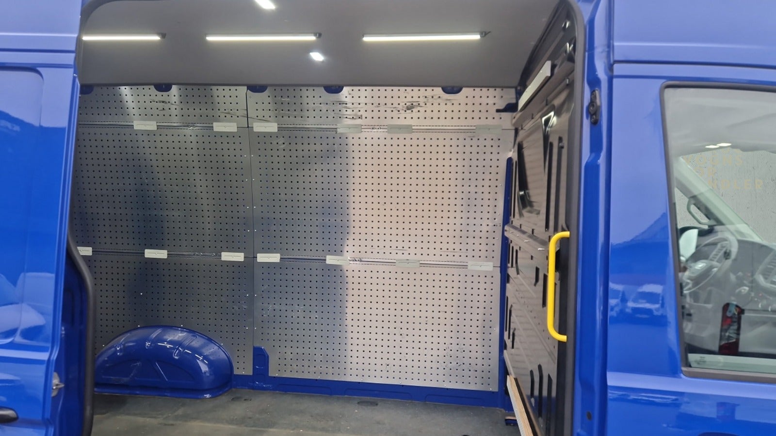 Billede af MAN TGE 2,0 3.140 Kassevogn L3H2 aut. FWD