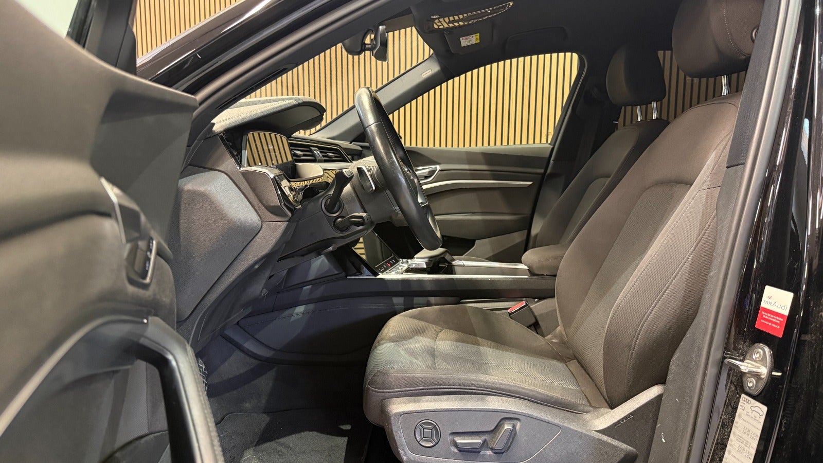 Billede af Audi e-tron 50 S-line quattro