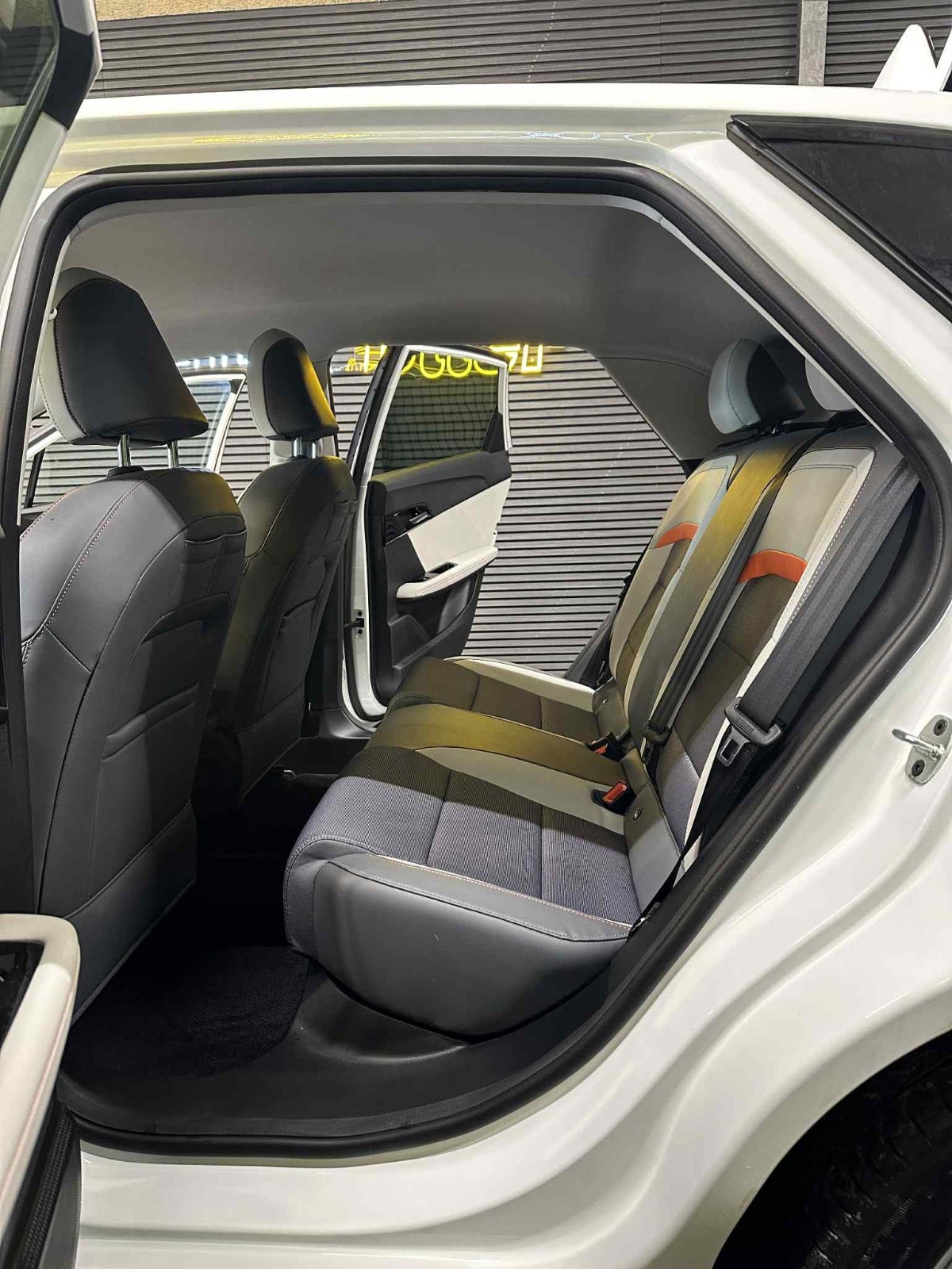 Billede af MG 4 64 Luxury