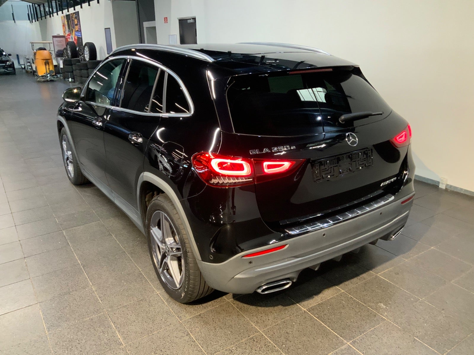 Mercedes-Benz GLA 250 e (5/8)