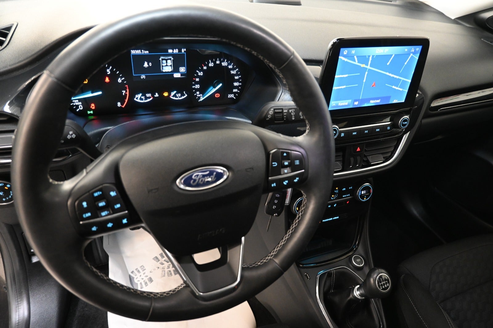 Ford Puma EcoBoost mHEV Titanium