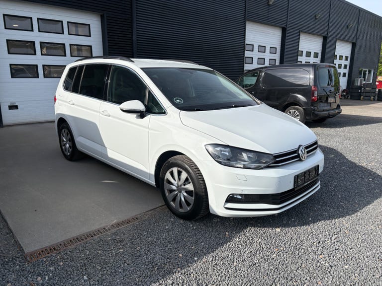 VW Touran TDi 115 Comfortline DSG Van