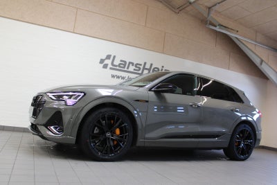 Audi e-tron Black Edition S-line quattro