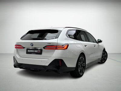 BMW i5 eDrive40 Touring M-Sport billede 1