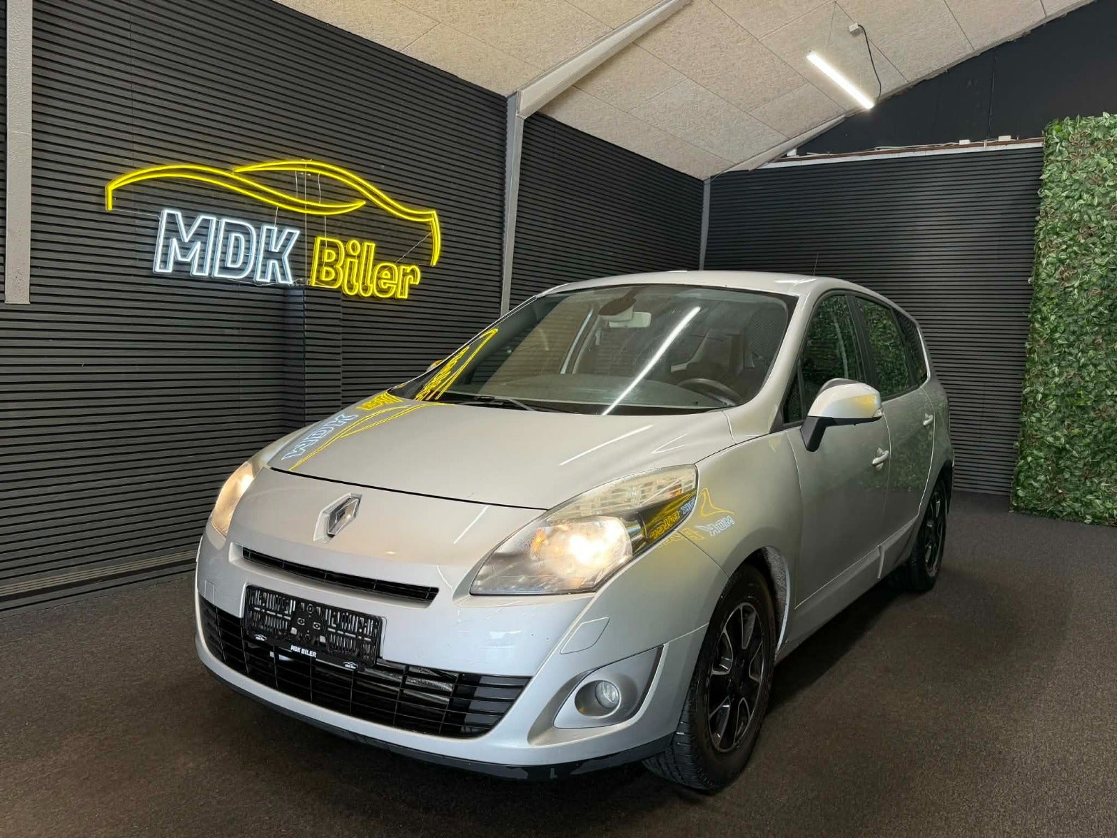 Billede af Renault Grand Scenic III 1,5 dCi 110 Authentique+ 7prs