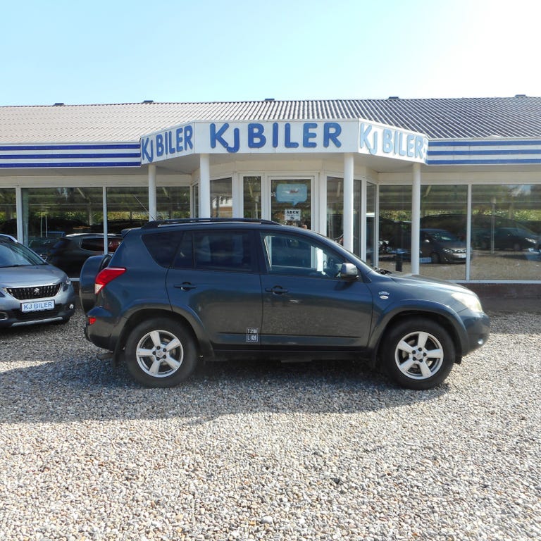 Toyota RAV4 D-CAT 177 4x4 Van