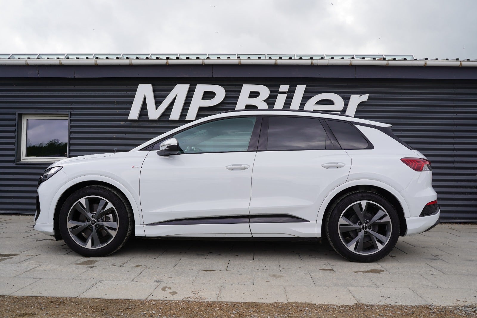 Billede af Audi Q4 e-tron 40 S-line