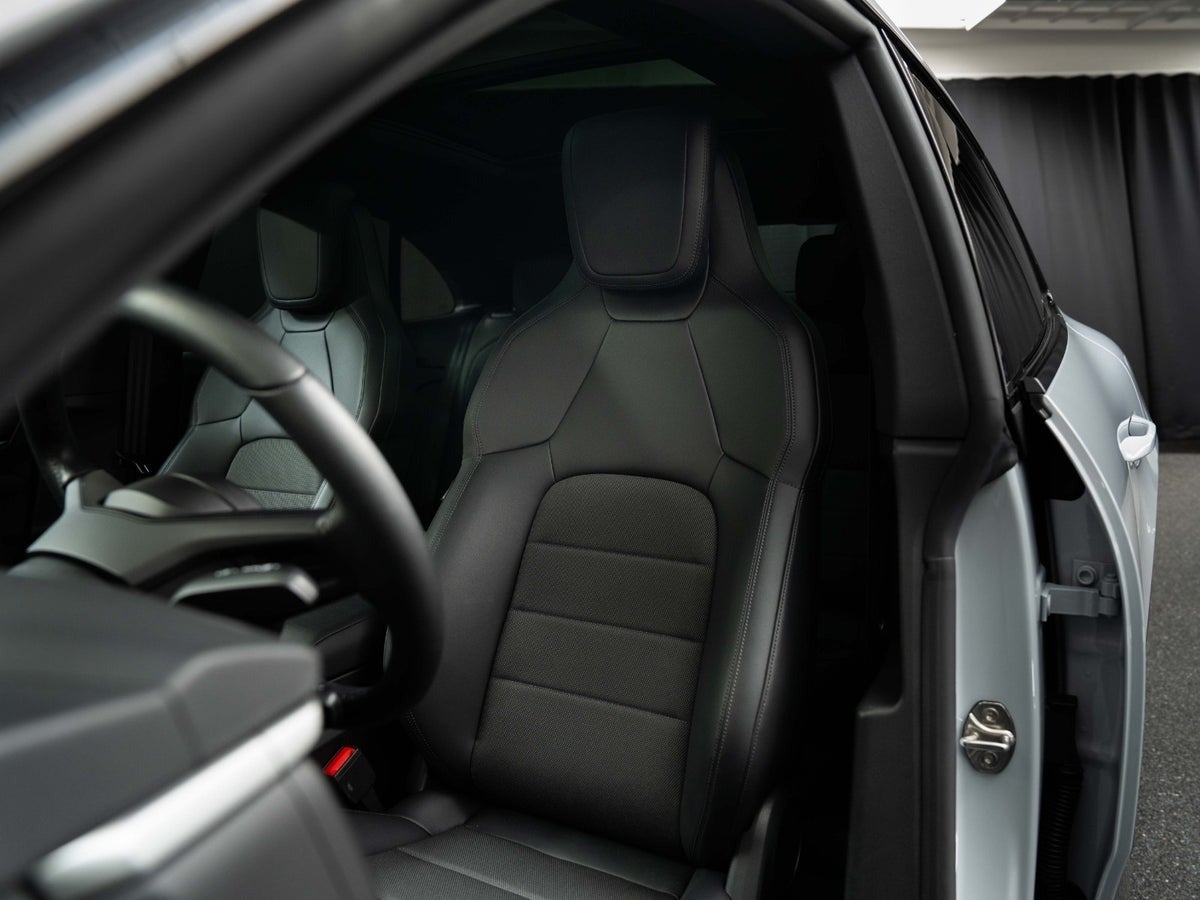 Gallery image 10 of 18