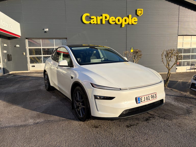 Tesla Model Y Long Range AWD