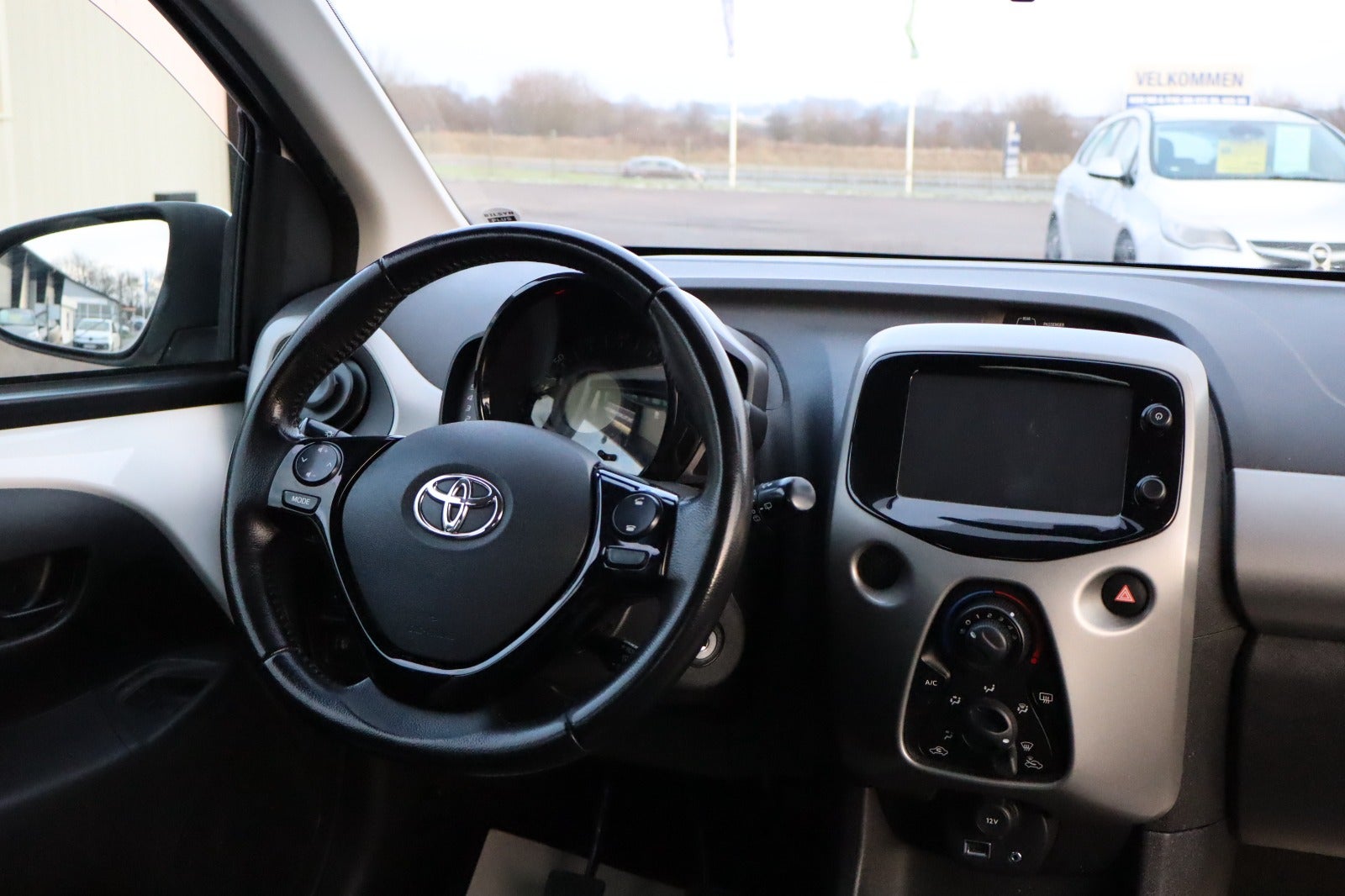 Billede af Toyota Aygo 1,0 VVT-i x-clusiv