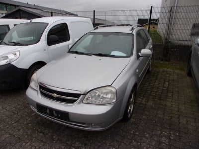 Chevrolet Nubira 1,8 CDX stc. aut. Benzin aut. Automatgear modelår 2005 km 126000 Sølvmetal klimaanl