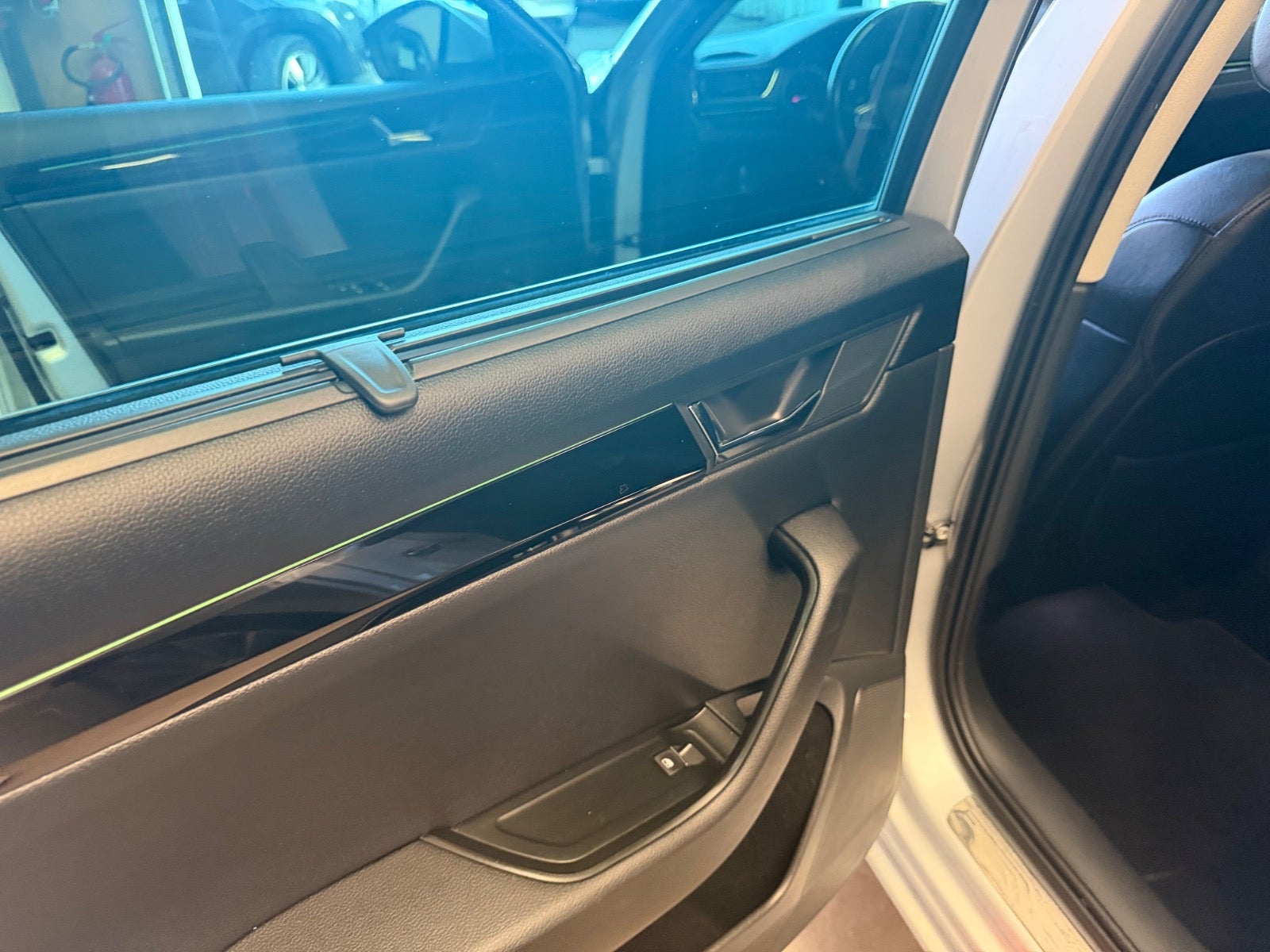Skoda Superb TDi 190 Laurin & Klement Combi DSG - billede 14