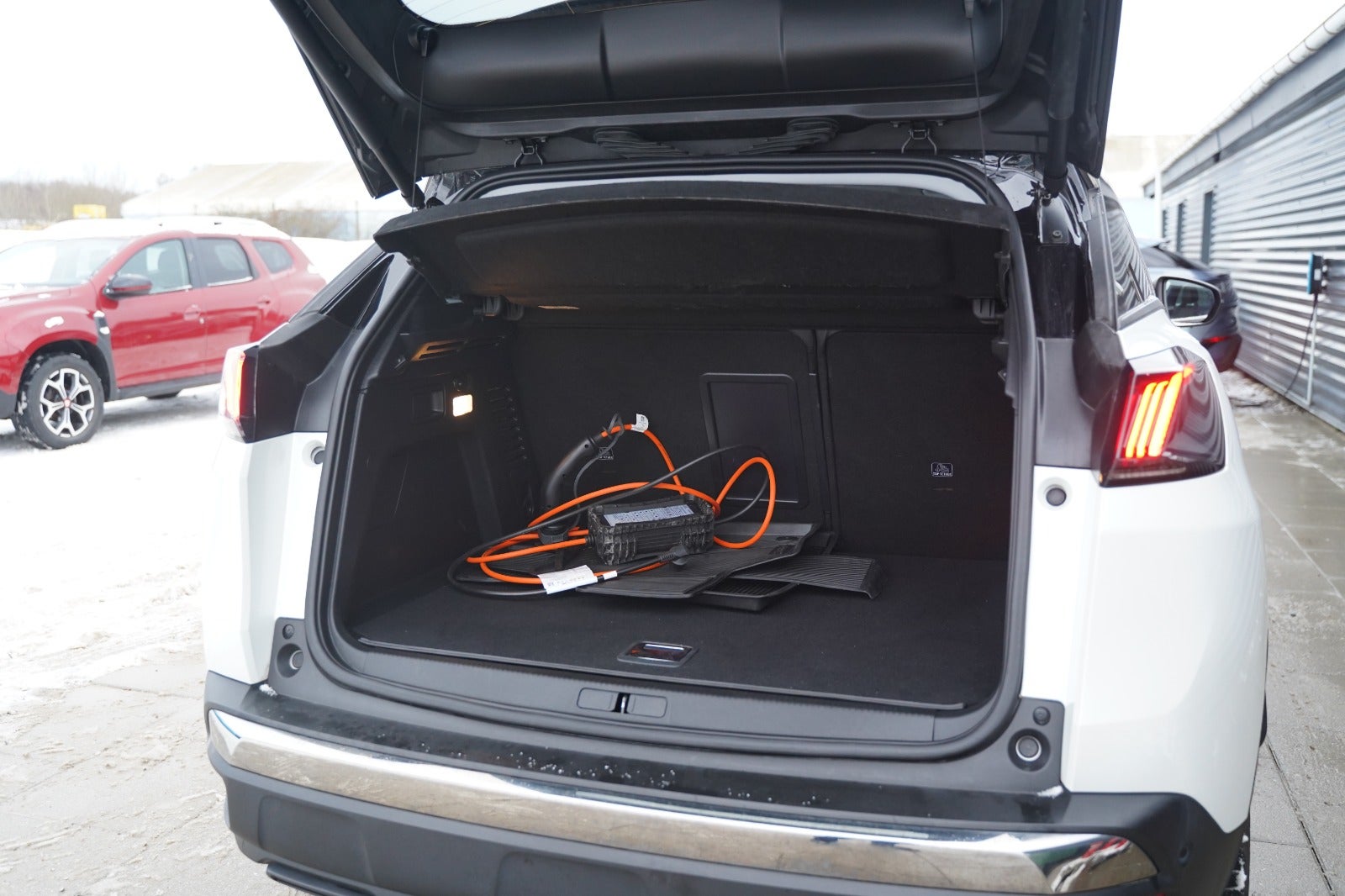 Billede af Peugeot 3008 1,6 Hybrid Allure Limited EAT8