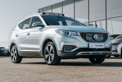 MG ZS Luxury
