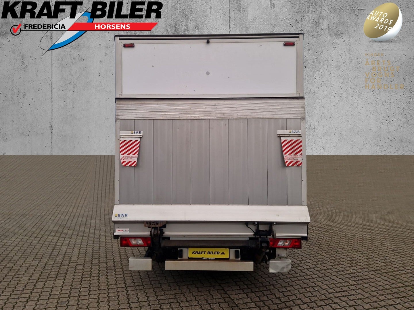 Billede af Ford Transit 350 L3 Chassis 2,0 TDCi 170 Alukasse m/lift aut. FWD