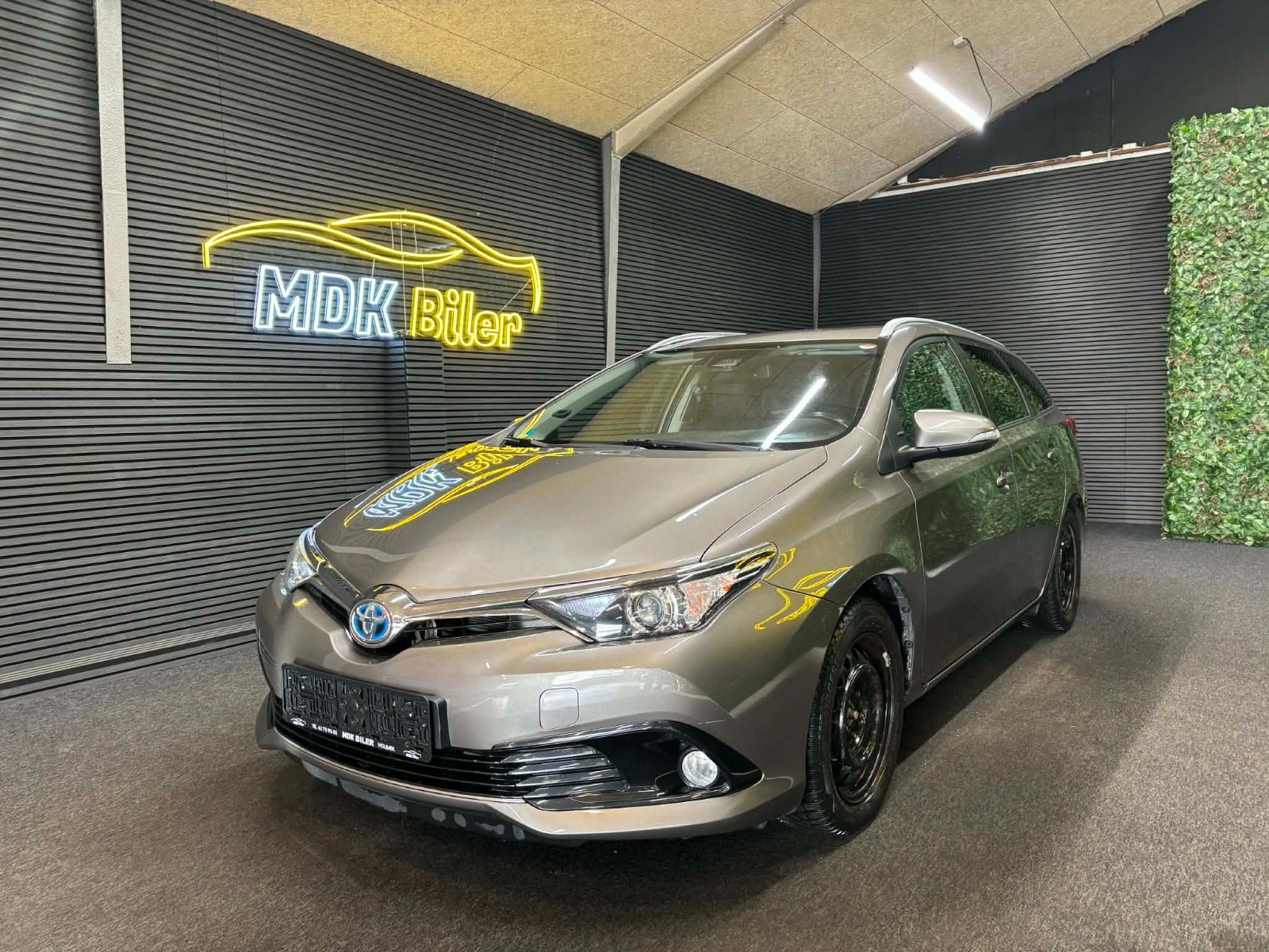 Billede af Toyota Auris 1,8 Hybrid H2 Comfort Touring Sports CVT