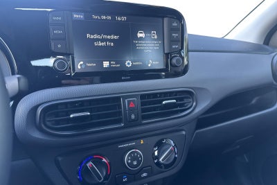 Hyundai i10 MPi Essential AMT