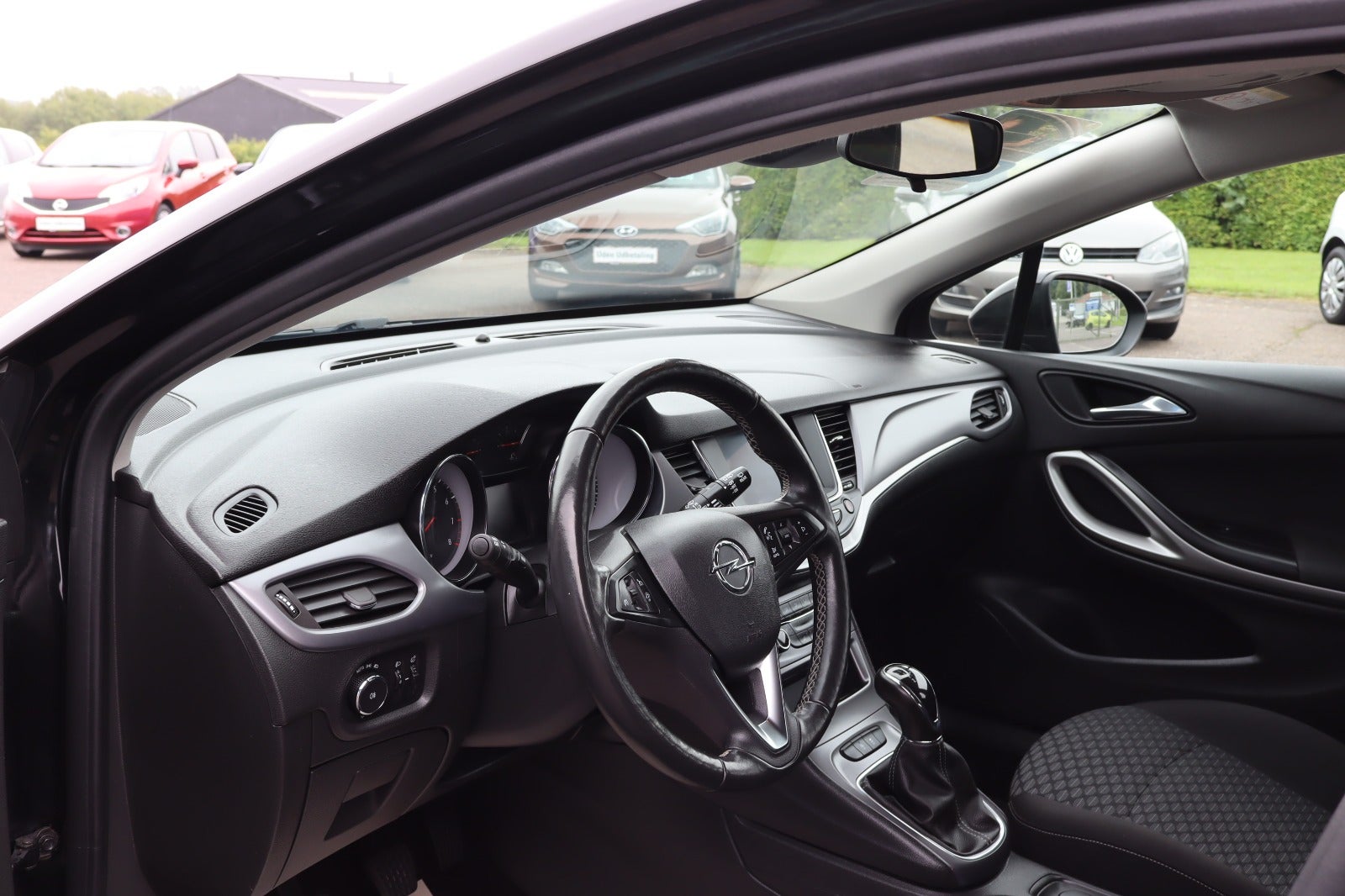 Billede af Opel Astra 1,2 T 110 Elegance Sports Tourer
