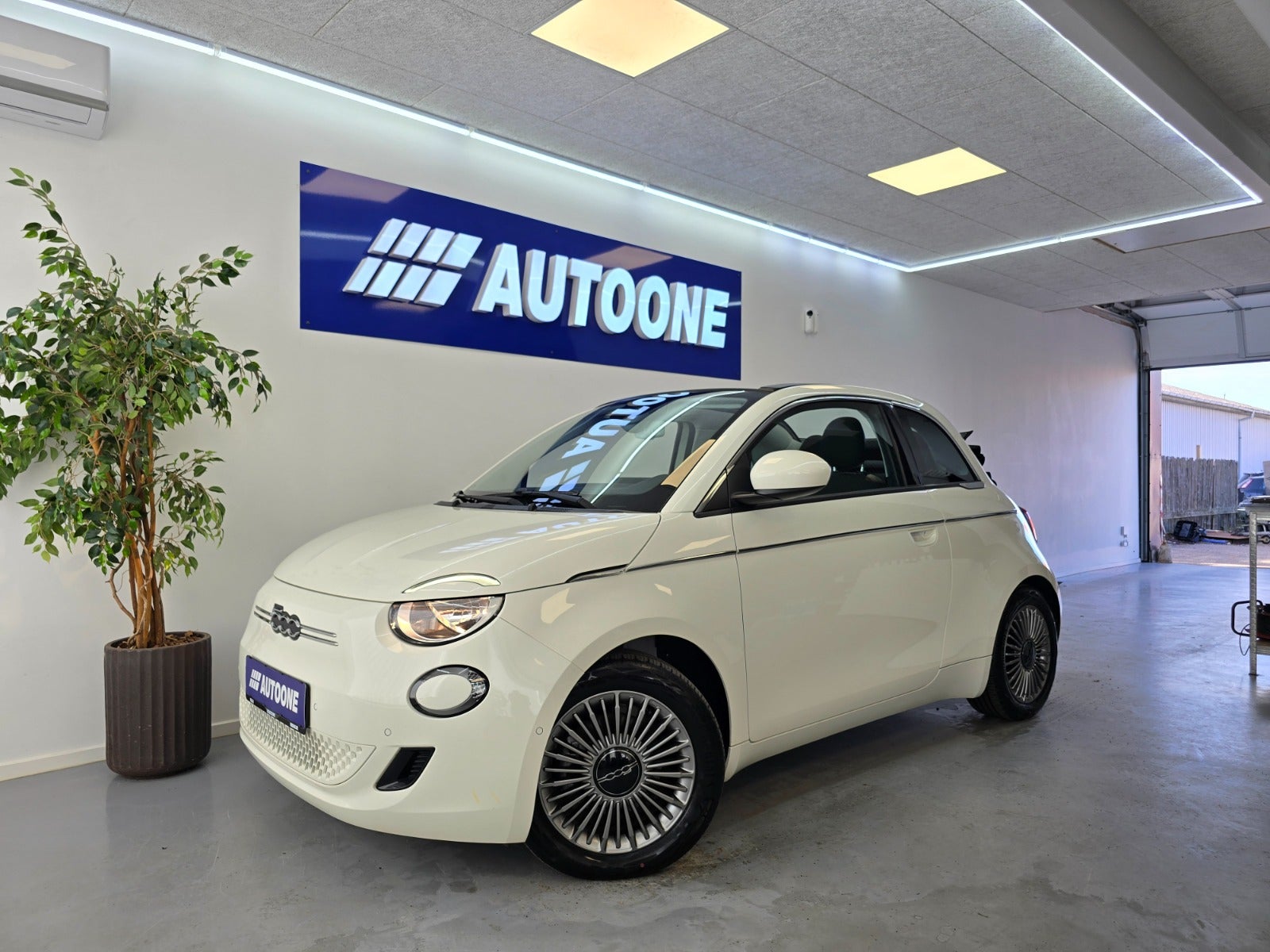 Billede af Fiat 500e 42 Icon Cabrio