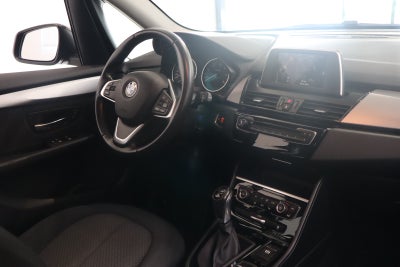 BMW 218d Active Tourer Advantage