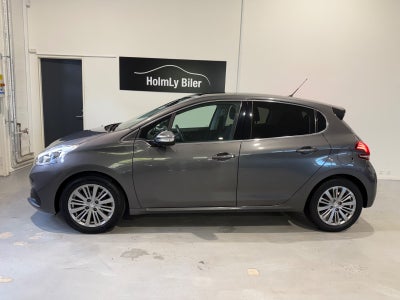 Peugeot 208 PureTech 82 Allure Sky