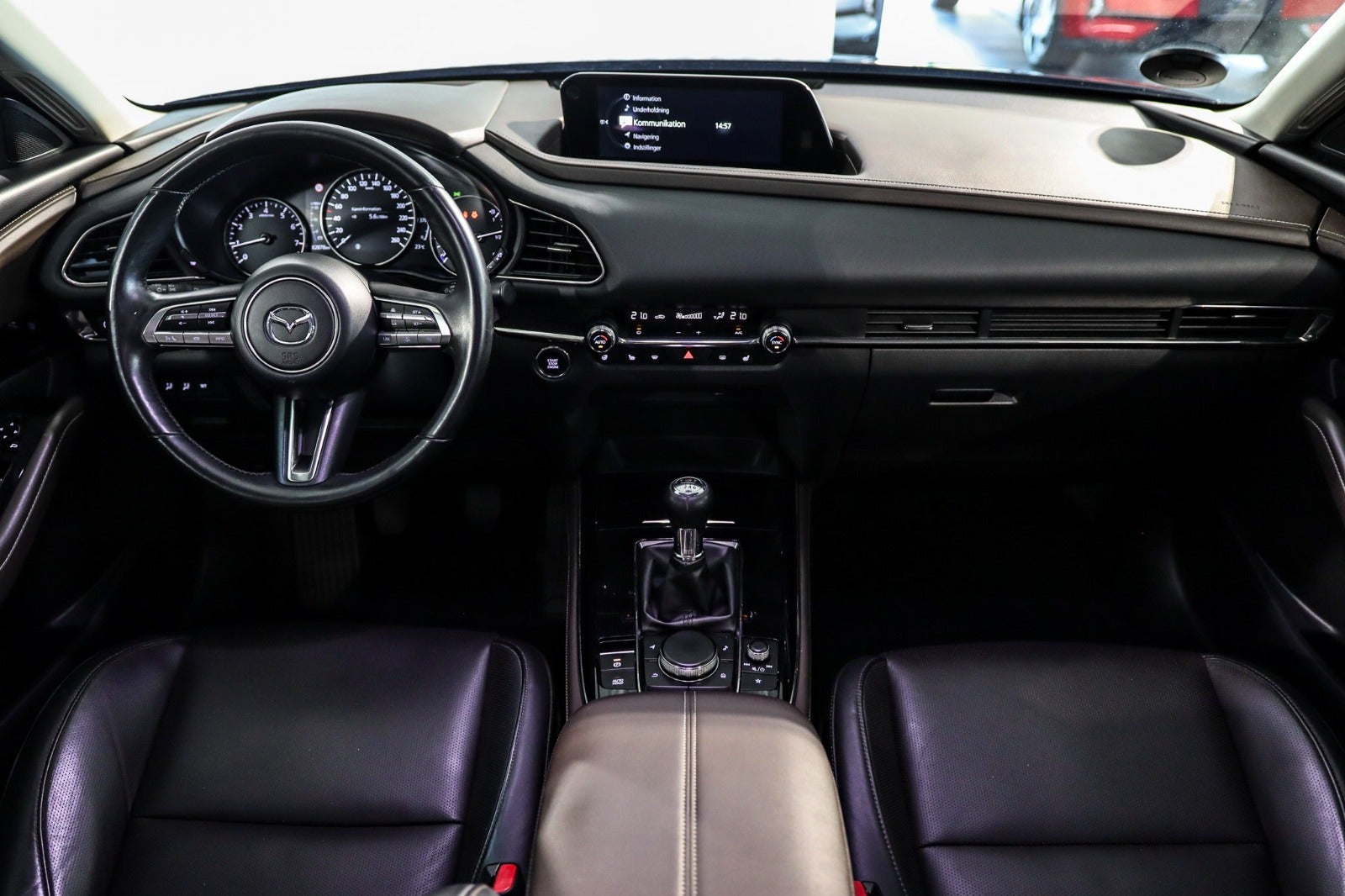 Billede af Mazda CX-30 2,0 SkyActiv-X 180 Cosmo