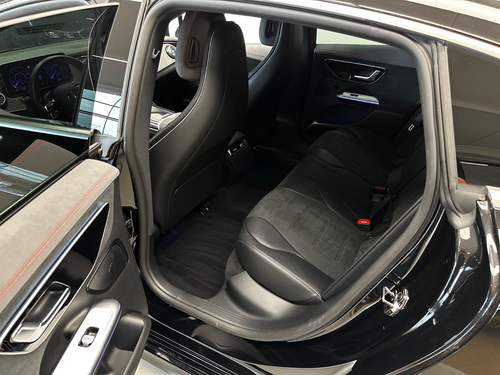 Billede af Mercedes EQE350  AMG Edition