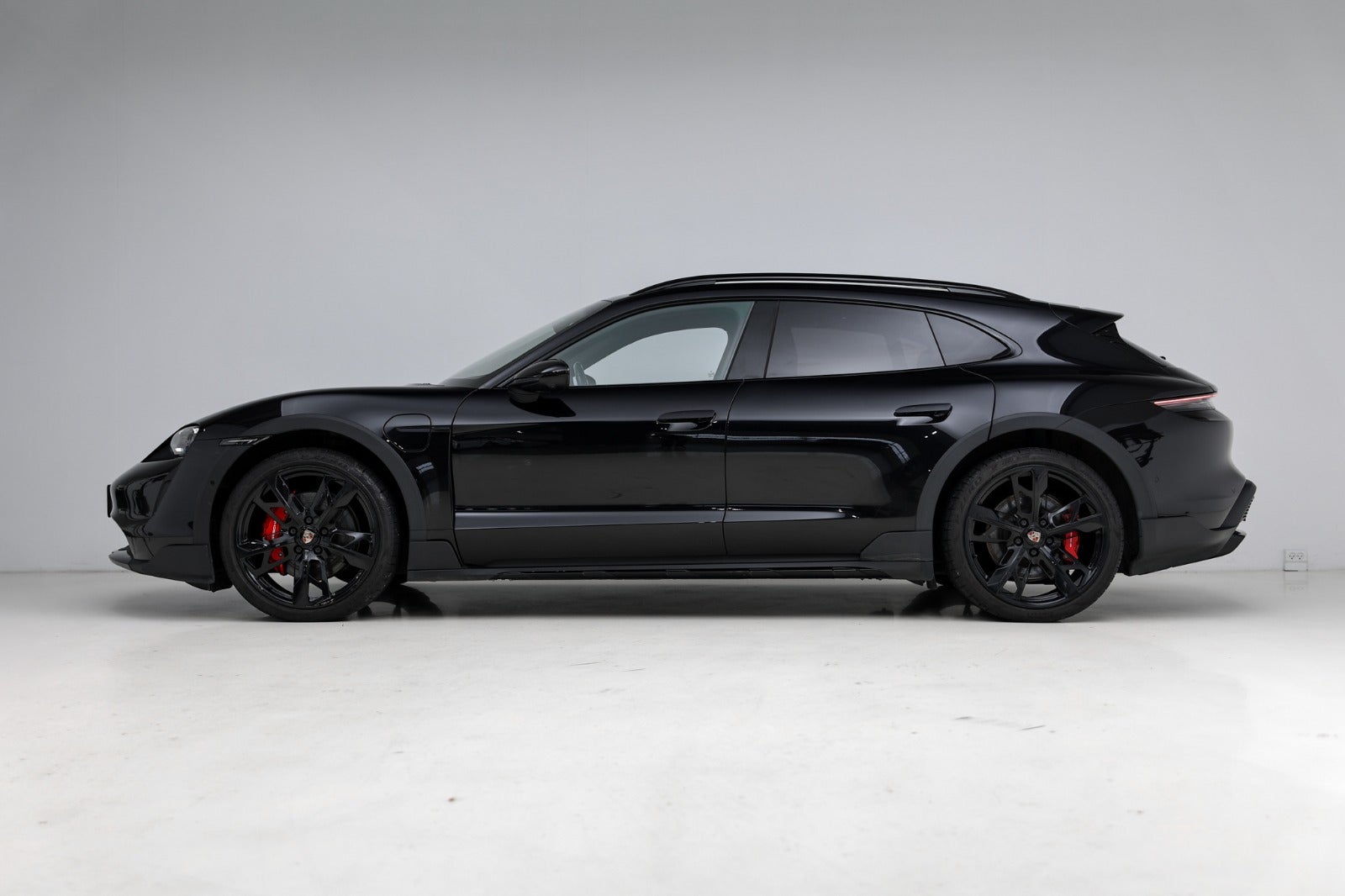 Porsche Taycan 4S Performance+ Cross Turismo