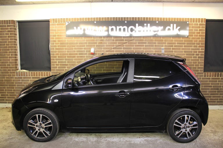 Toyota Aygo VVT-i x-black