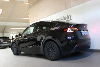 Tesla Model Y RWD