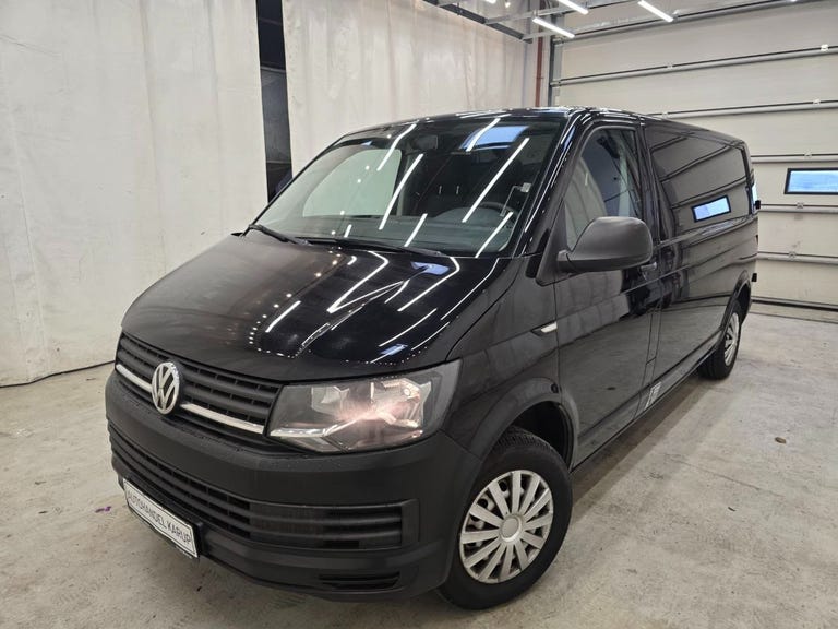 VW Transporter TDi 102 Kassevogn lang