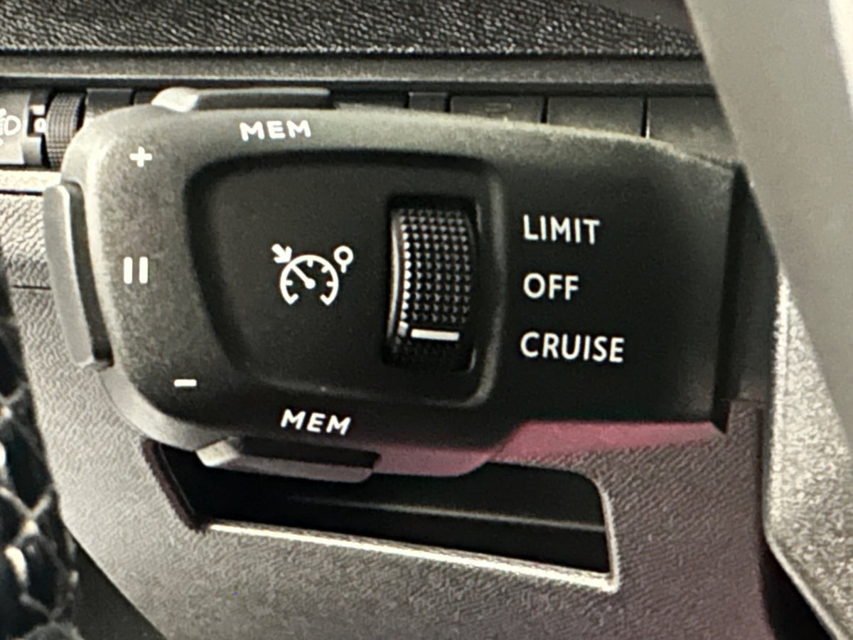 Peugeot 3008 Hybrid Allure Pack EAT8