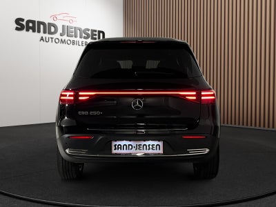 Mercedes EQB250+ Electric Art