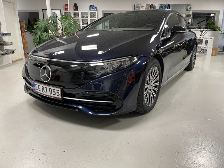 Mercedes EQS450+